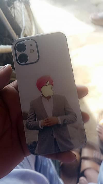 Apple iPhone 12