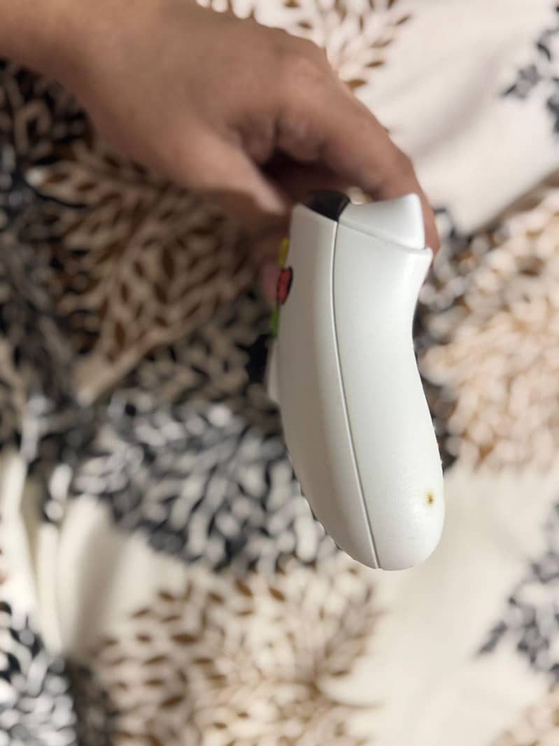 Xbox Series S Controller 4