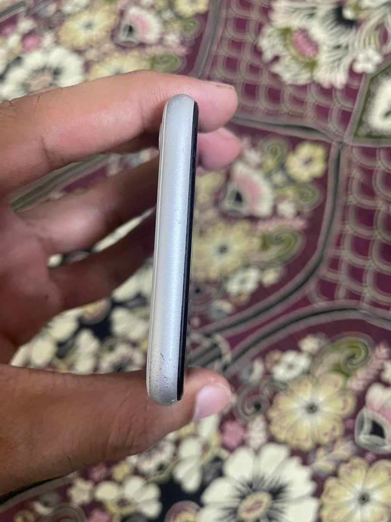 Apple iPhone SE 2