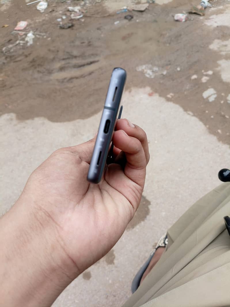 Google Pixel 7a 4