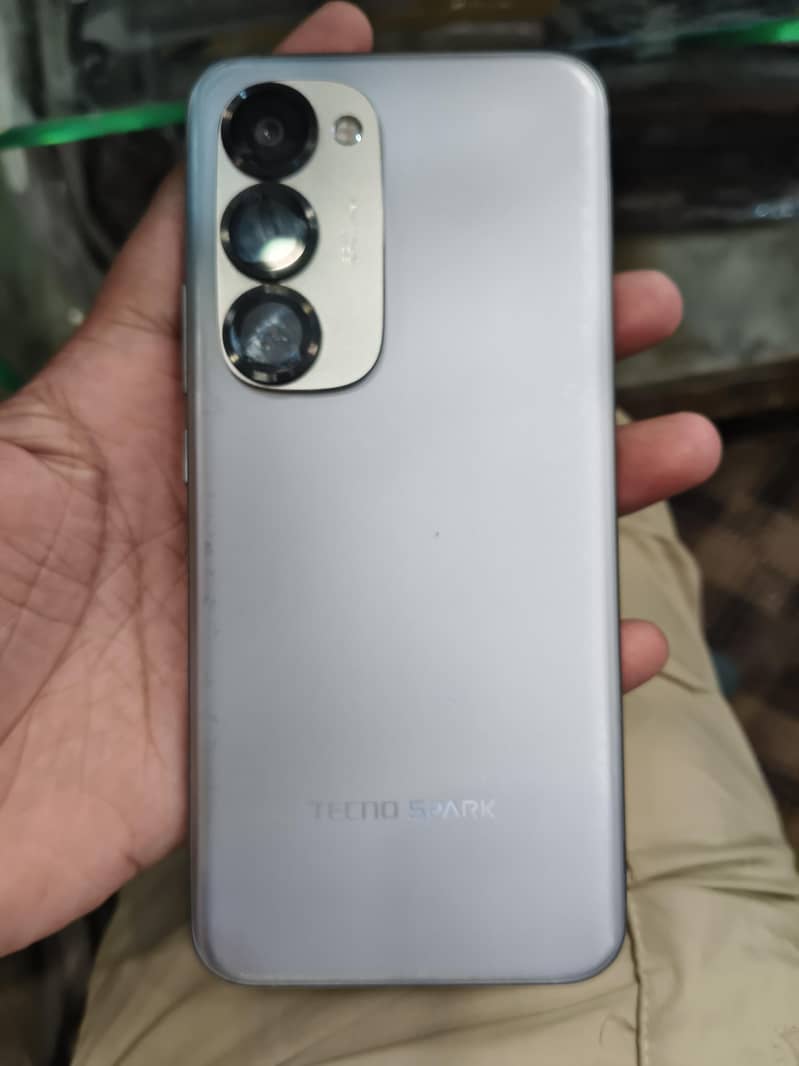 Tecno Spark 40pro plus 2