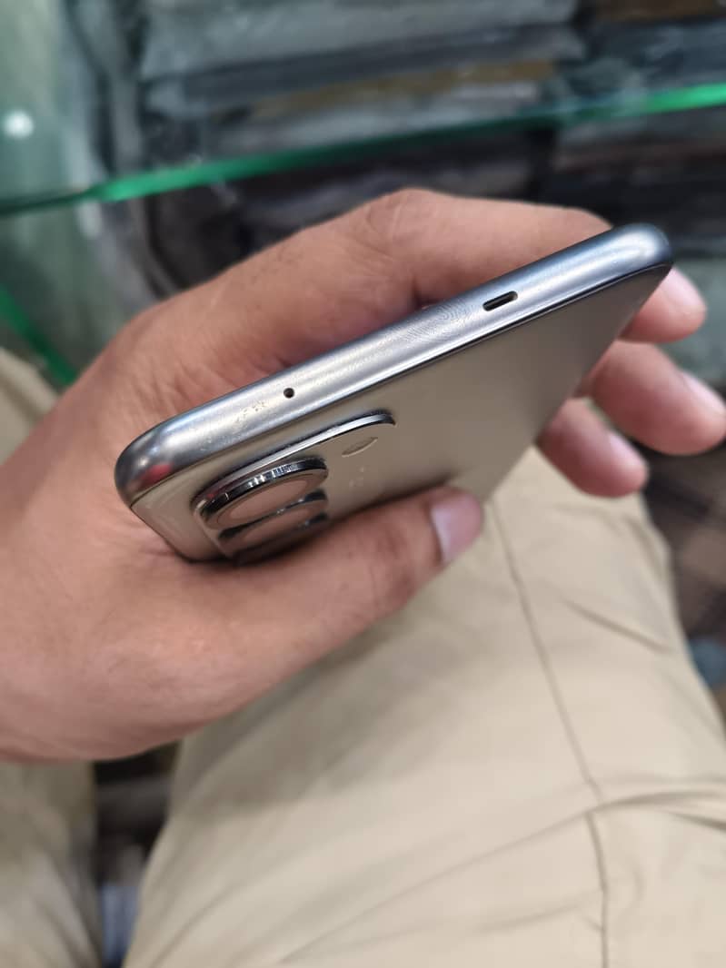 Tecno Spark 40pro plus 4