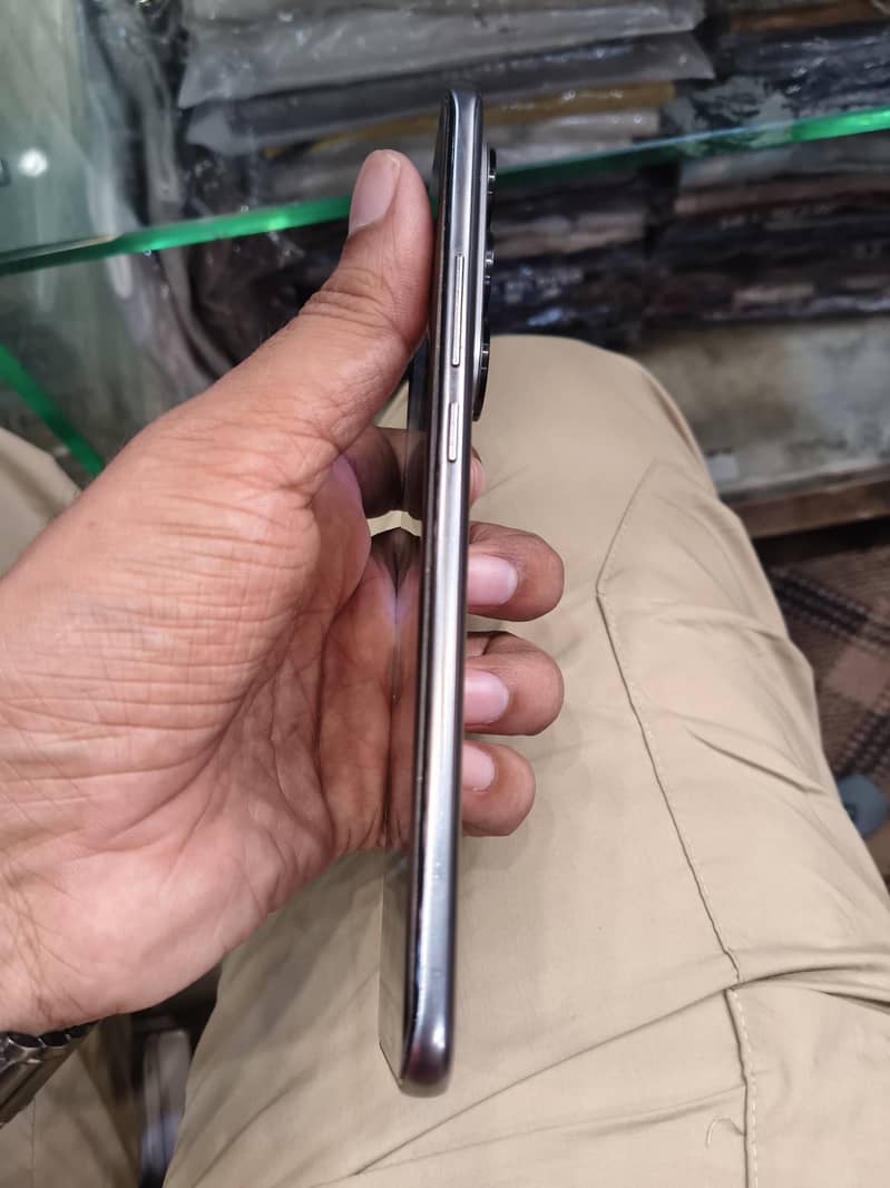 Tecno Spark 40pro plus 5