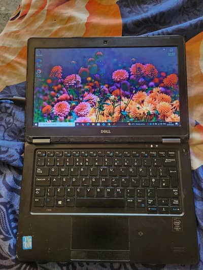 Dell laptop for sale