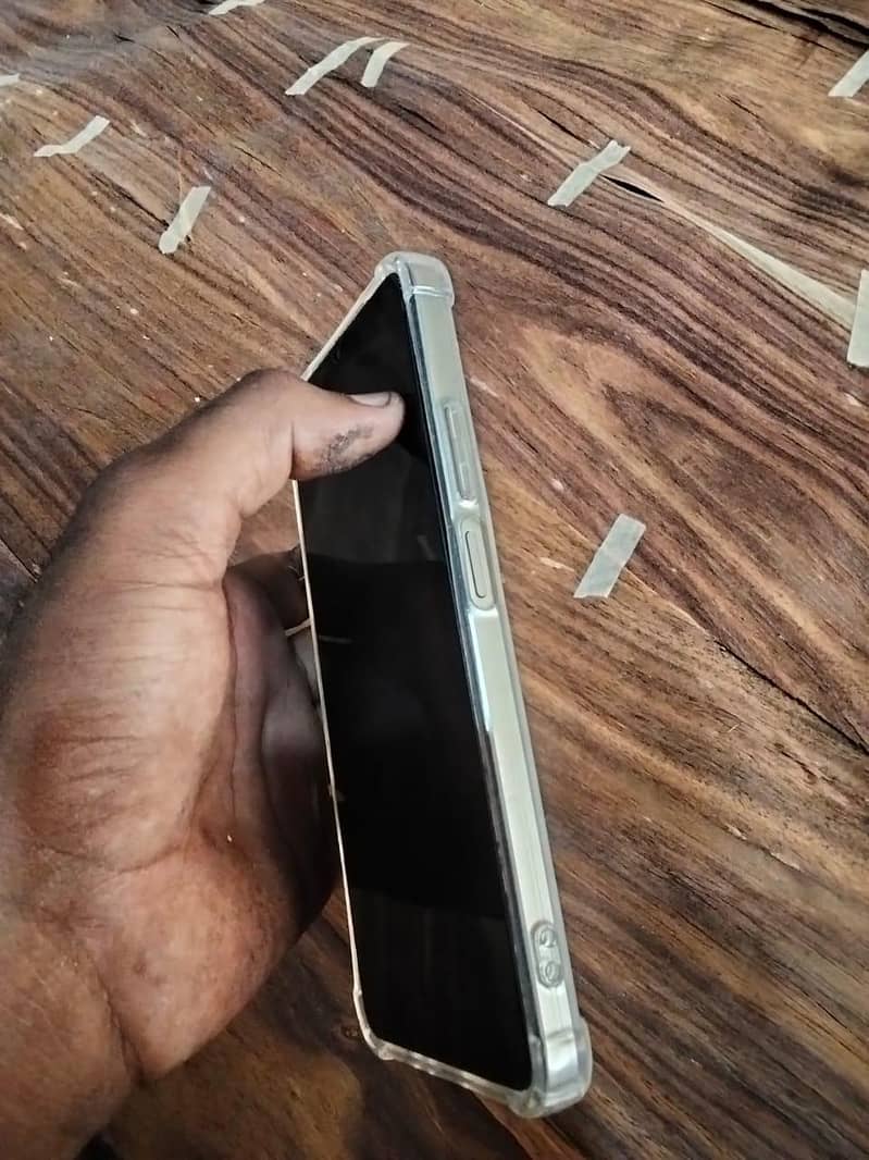 Realme C61 2