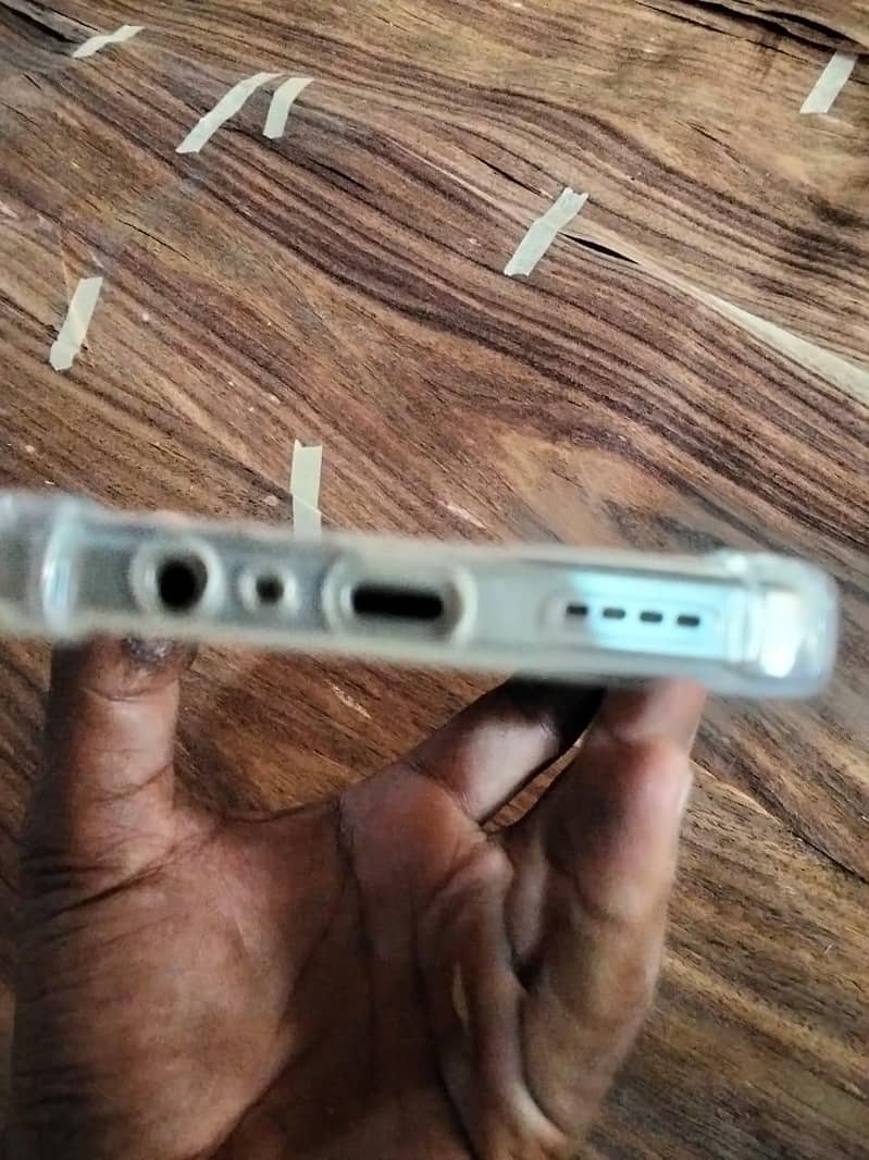 Realme C61 5
