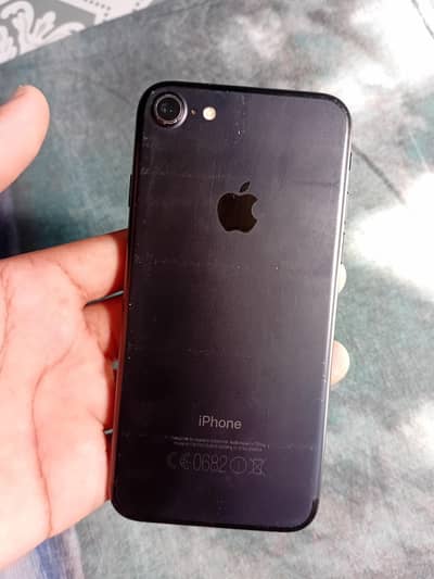 Apple iPhone 7 with box