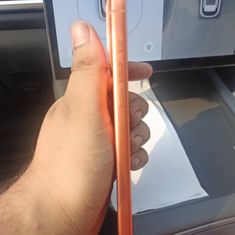Apple iPhone 17 Pro Max 6