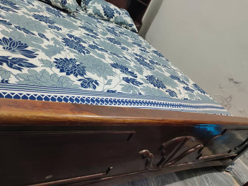 Solid King size bed with sides tables 5