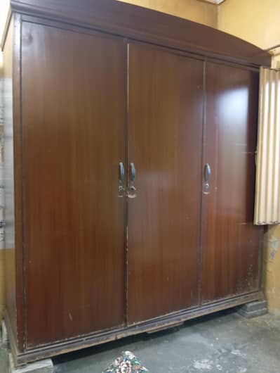 3 door Wardrobe