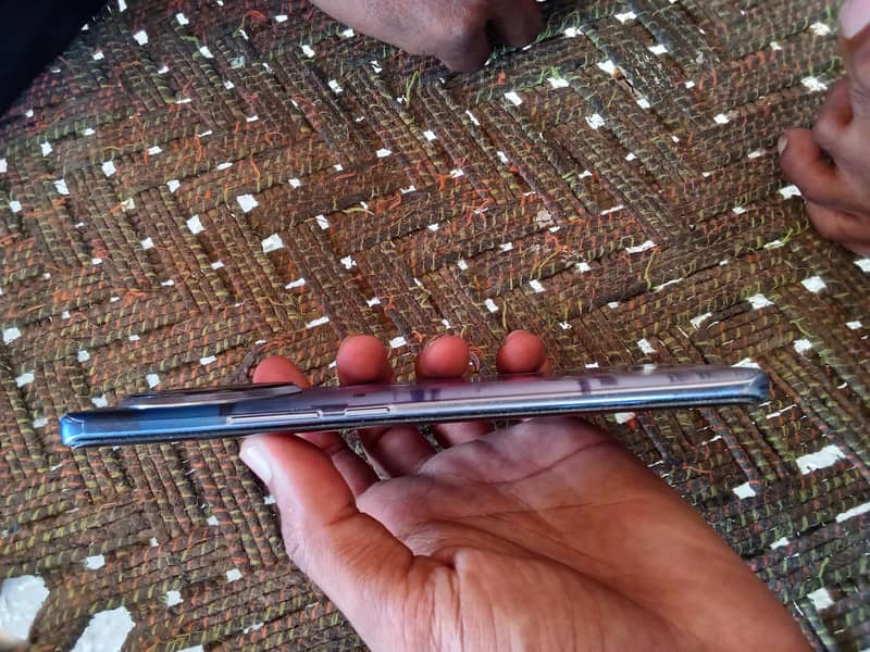 Tecno CAMON 30S 3