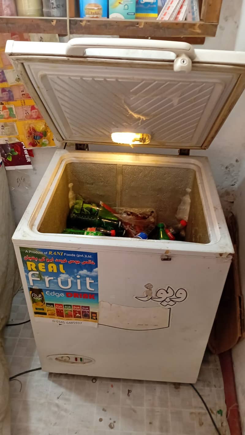 Single door deep freezer 3