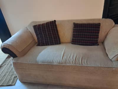 5 seater with molty foam. recently covering done
