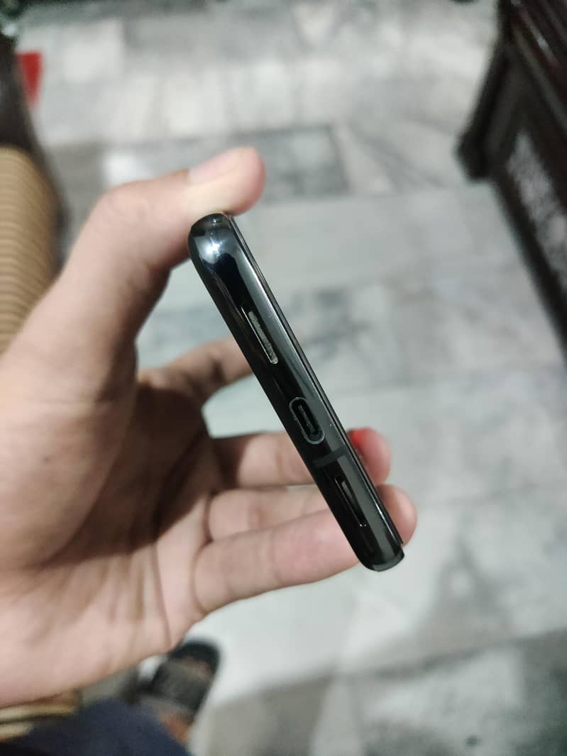 Google Pixel 8 Pro 4