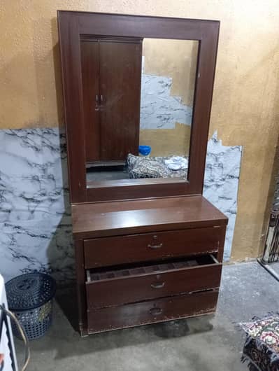 Dresser with mirror