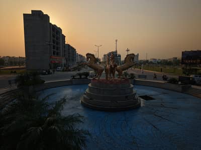 Transfer Free 5 Marla Corner Plot for Sale in Silver Block, Park View City, Lahore