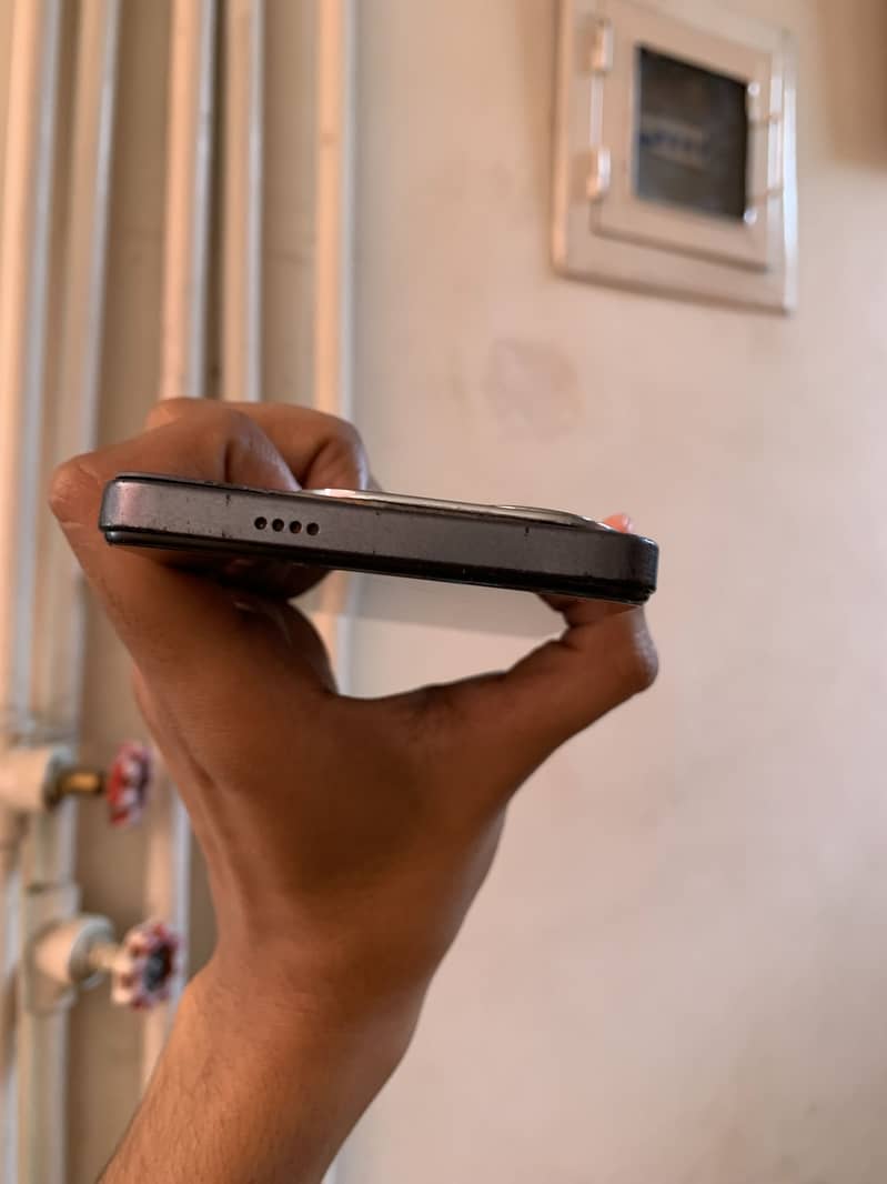 Tecno Spark 20 3