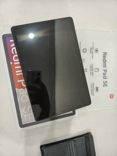 Redmi Pad SE 11" – 8GB + 4GB RAM | 256GB Storage | 10/10 Condition