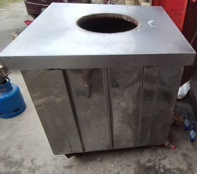 Heavy-duty tandoor available for sale in very good condition. Strong a