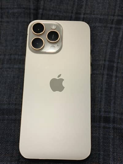 Apple iPhone 16 Pro Max
