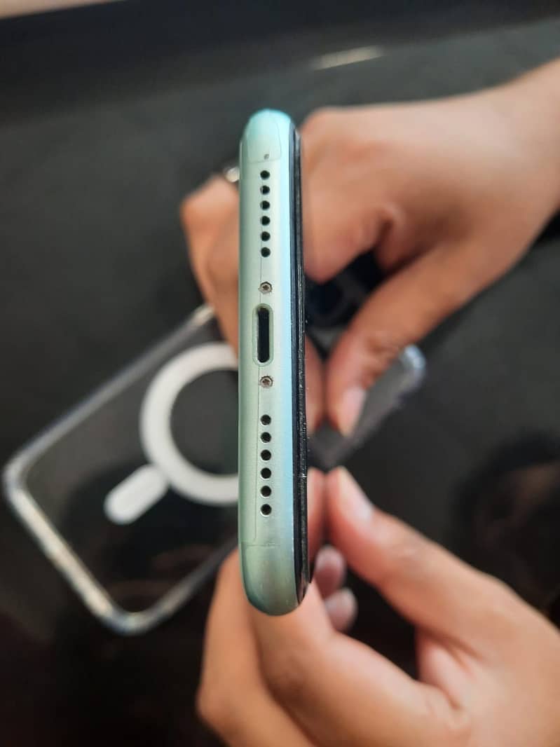 Apple iPhone 11 2