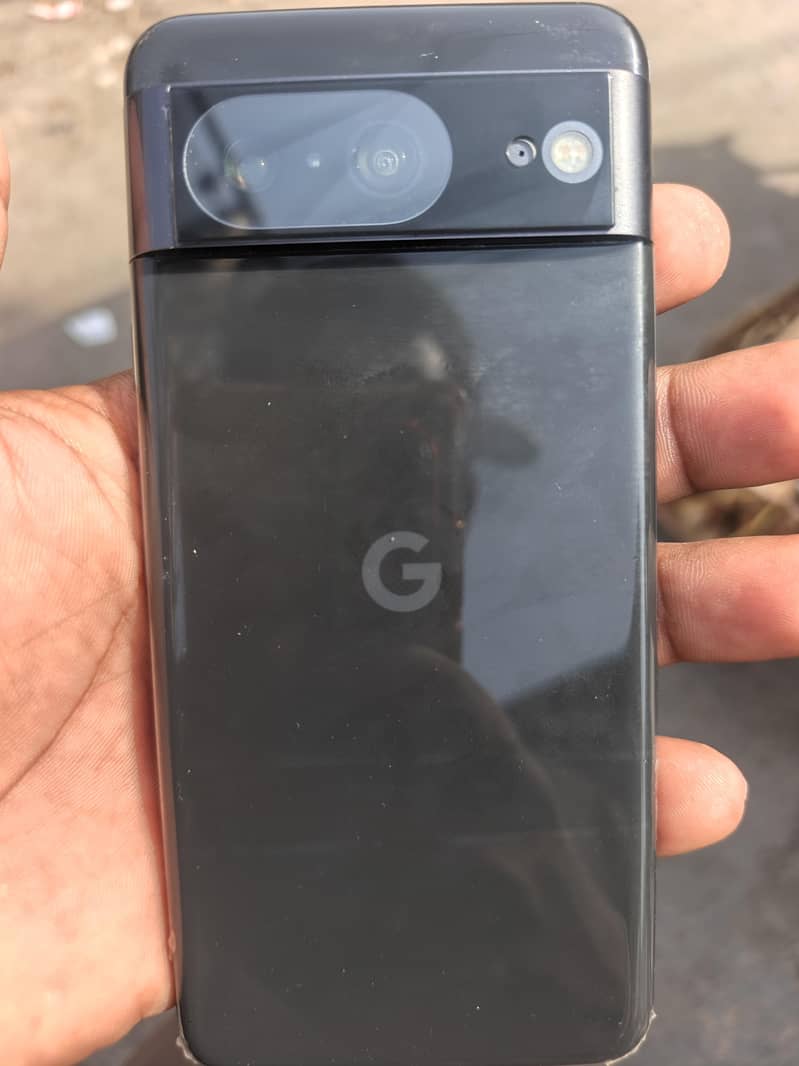 Google Pixel 8 1