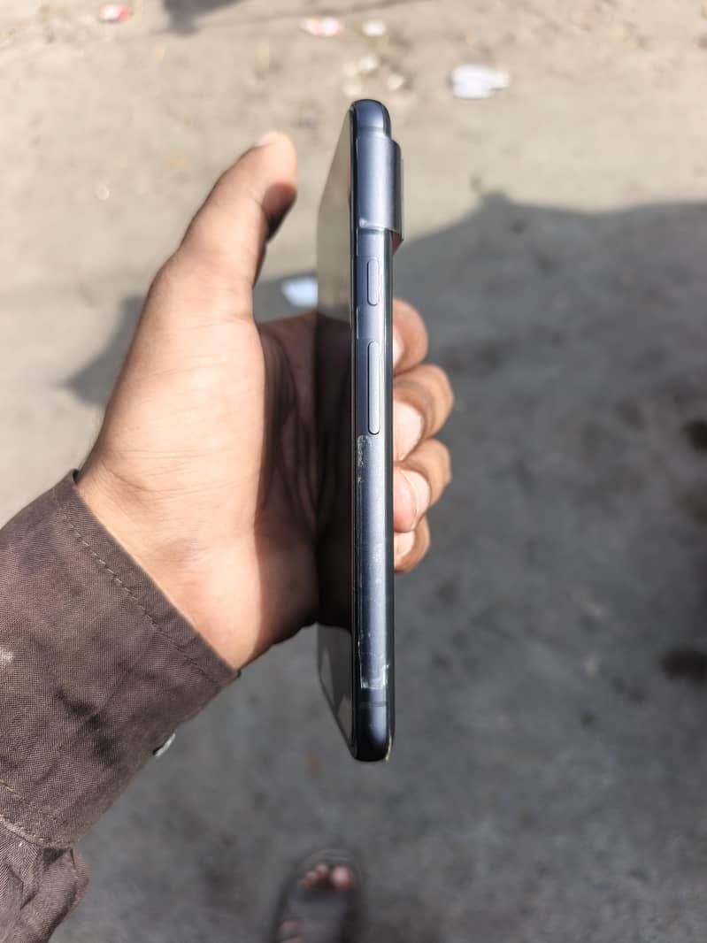 Google Pixel 8 3