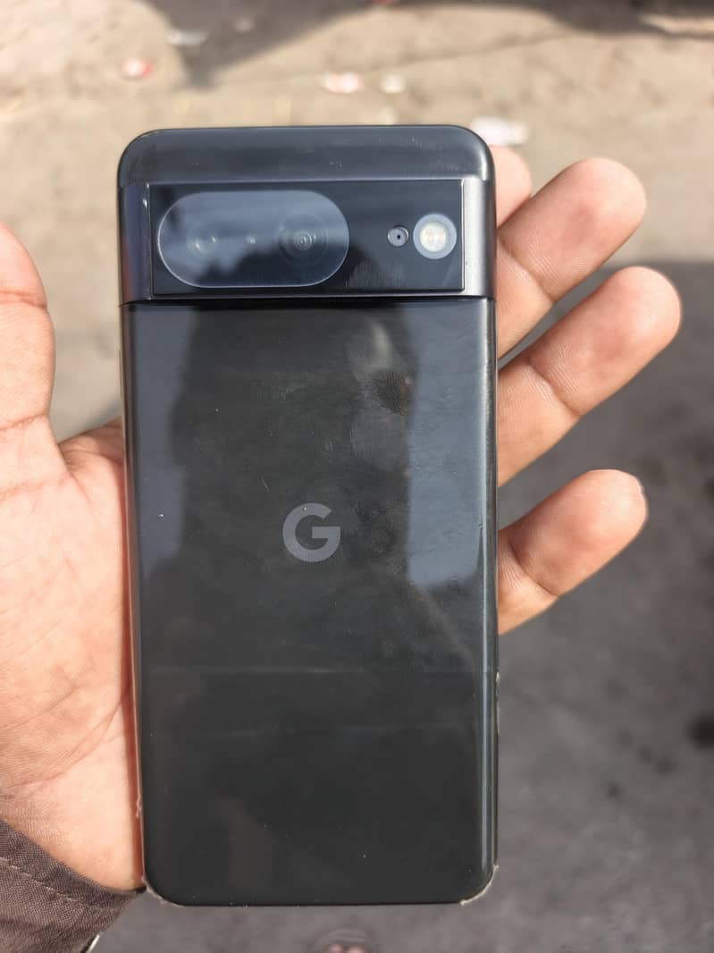 Google Pixel 8 6