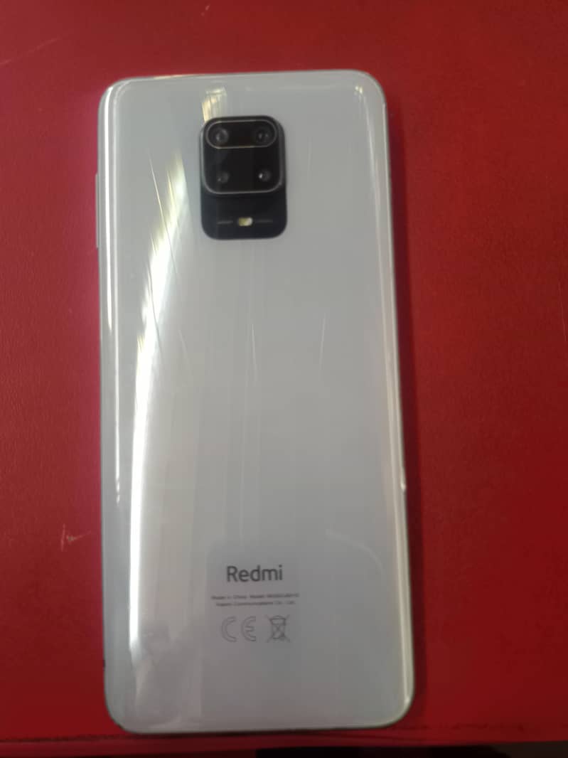 Xiaomi Redmi Note 9S 4