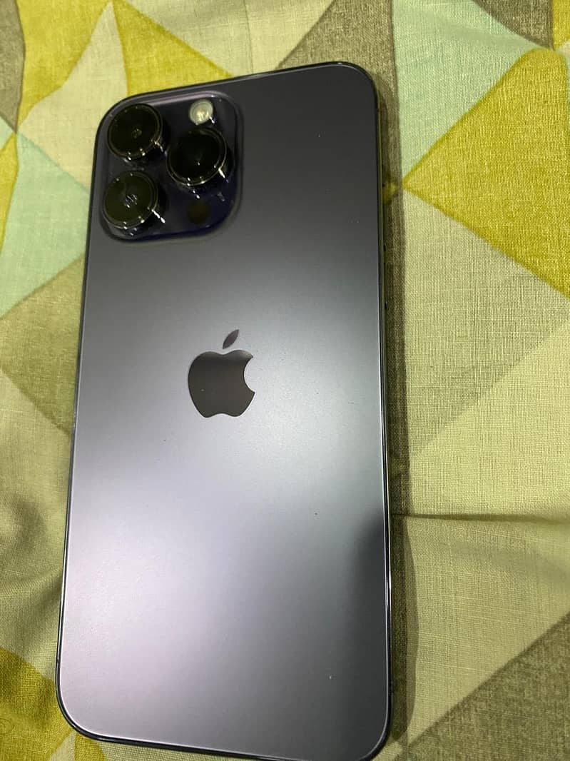 Apple iPhone 14 Pro Max 3