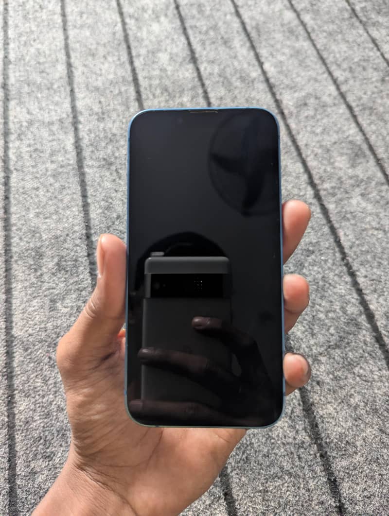 Apple iPhone 13 mini 1