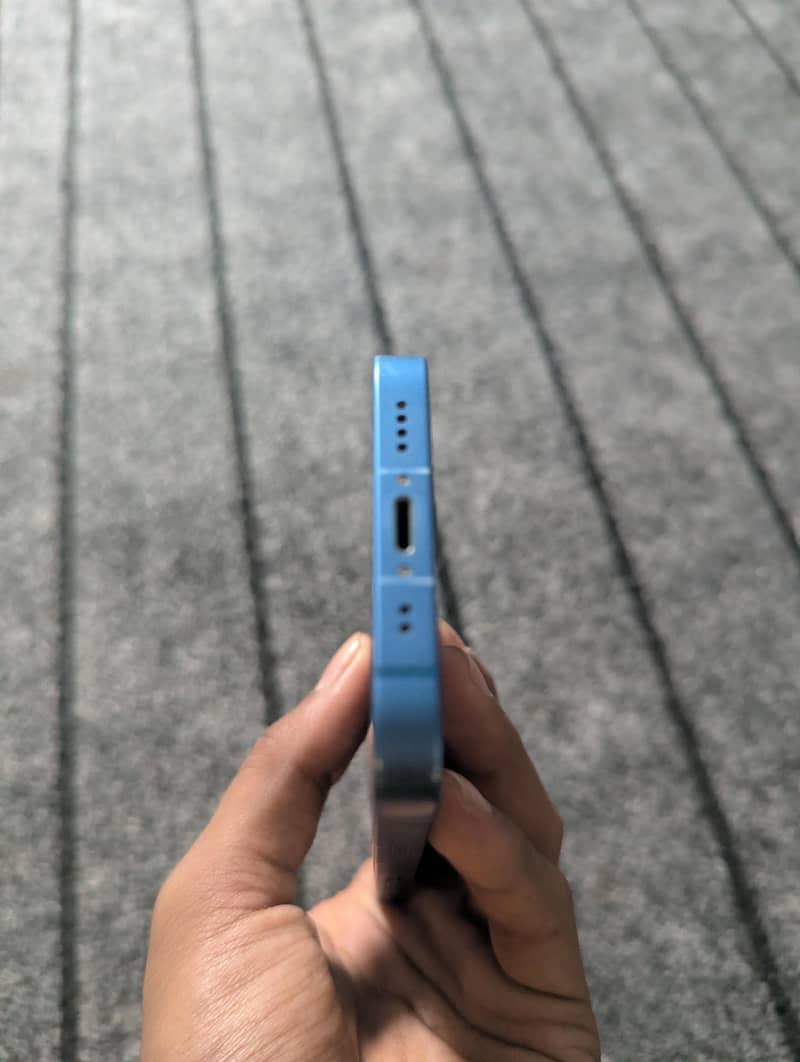 Apple iPhone 13 mini 5