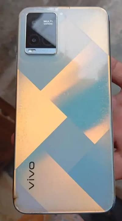 Vivo V21