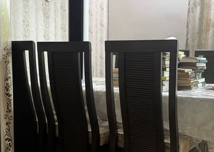 Excellent Condition 6 chairs Dining set for sale