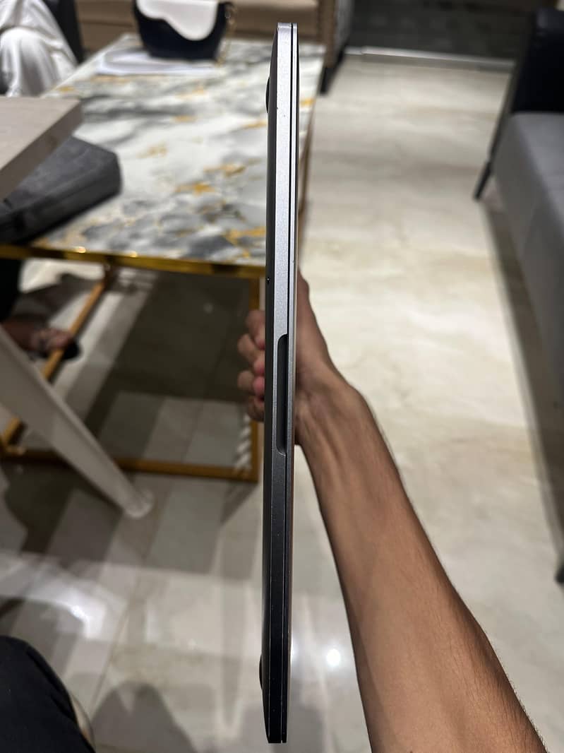 MacBook Pro Touch Panel 2017 Model 3