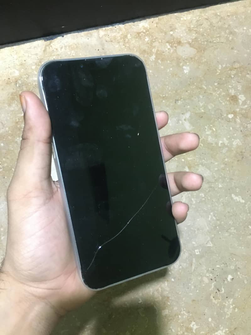 Apple iPhone 13 Pro Max 2
