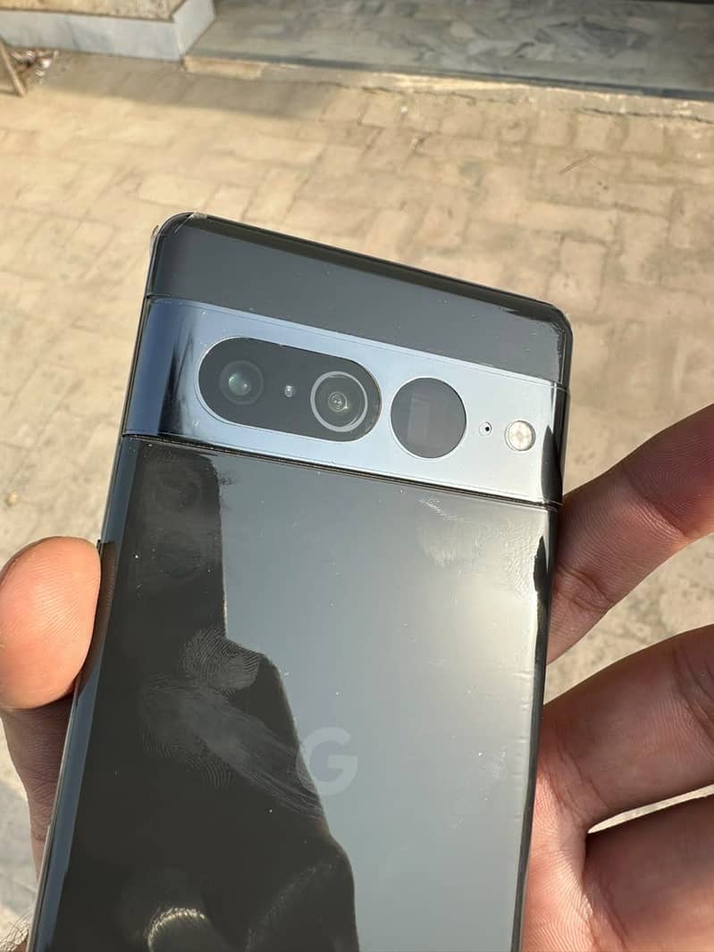 Google Pixcel 7 pro 1