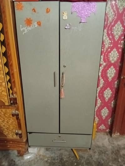 Almari fo sale