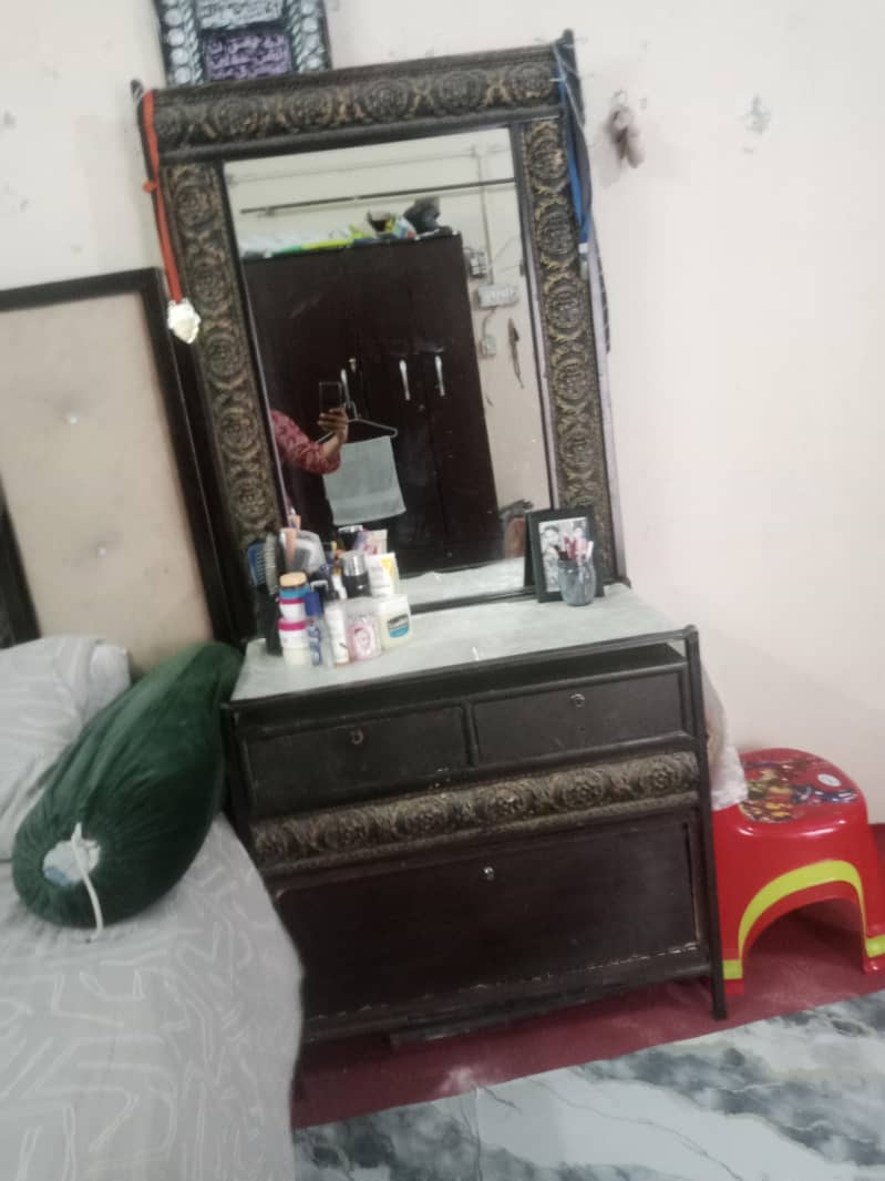 bed  showcase dressing 0