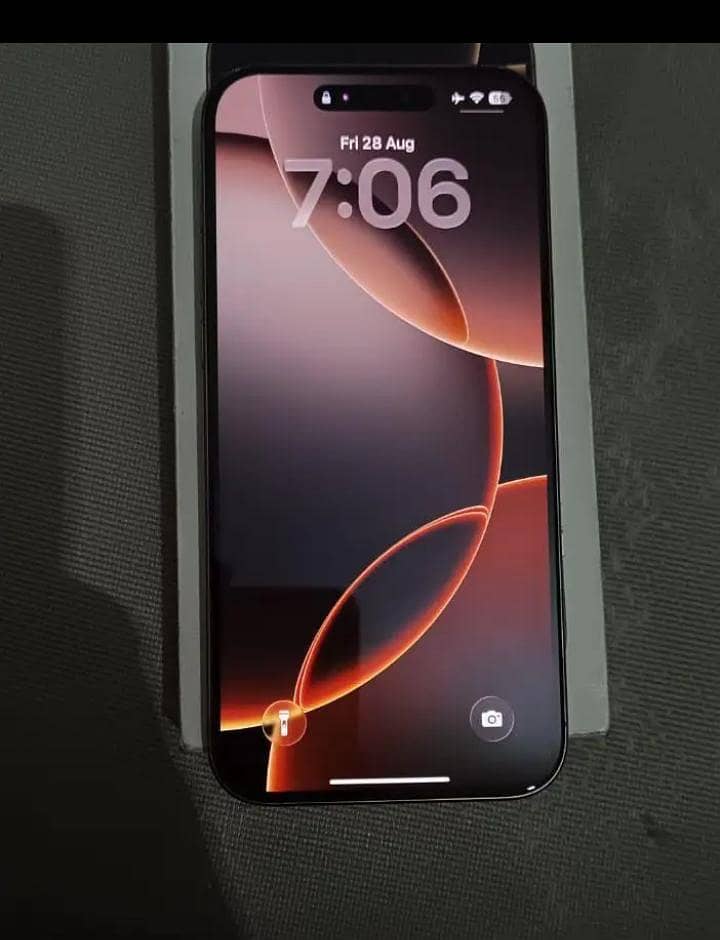 Apple iPhone 16 Pro Max 0