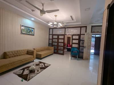 10 marla new type house available for sale wapda town ph1 block K3