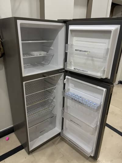 Fridge for sale 10/10 condition for sale