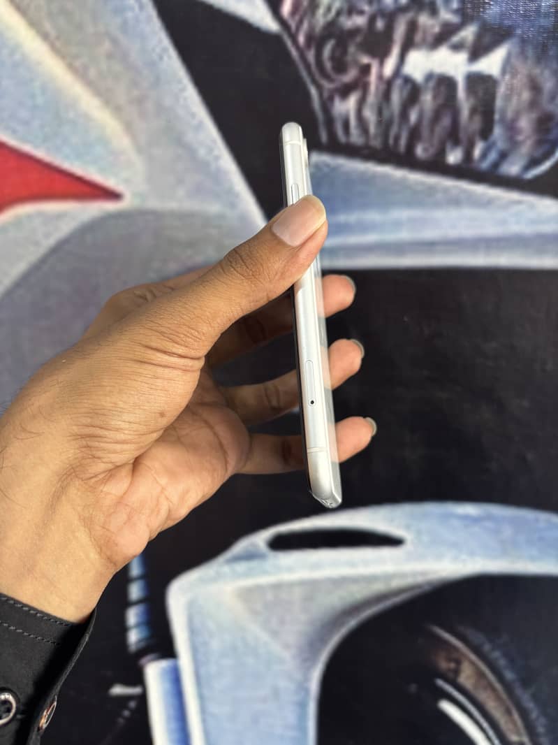 Apple iPhone XR 5