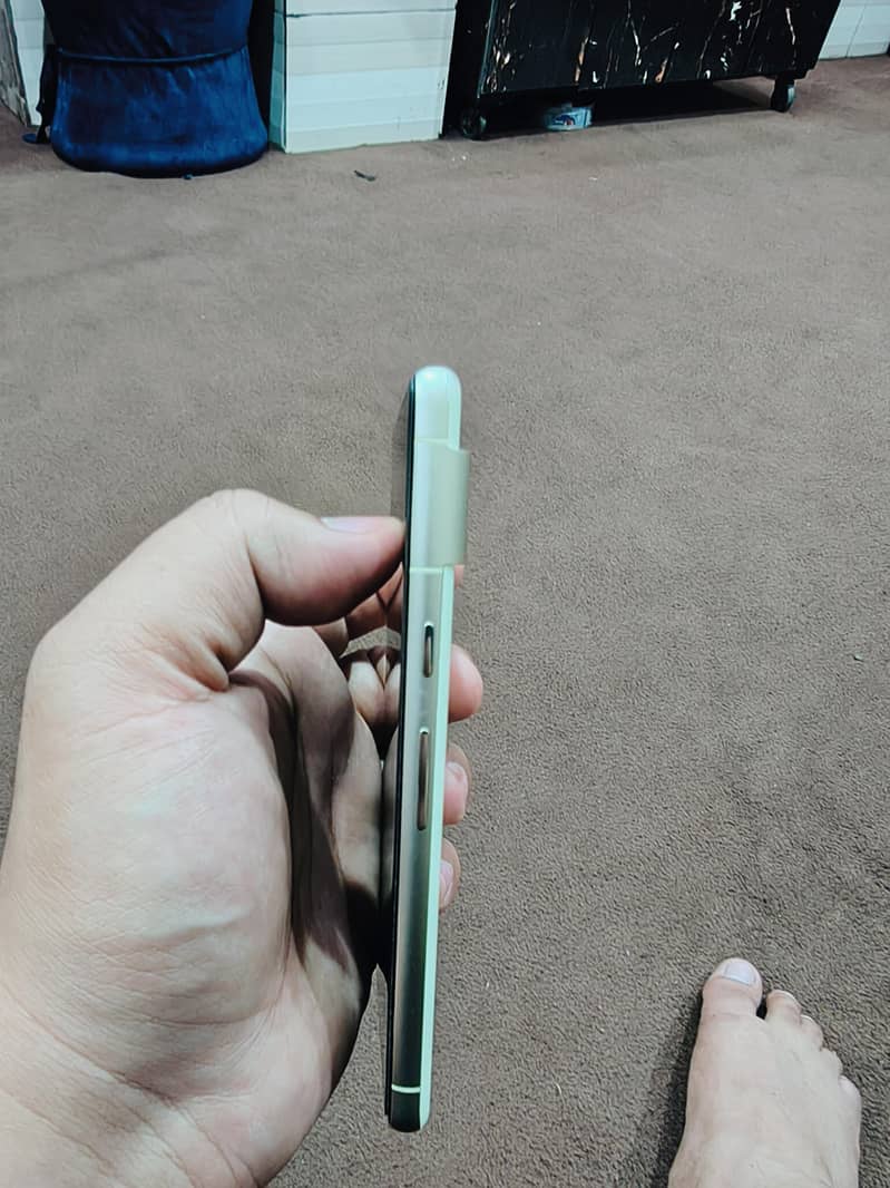 Google Pixel 7 6