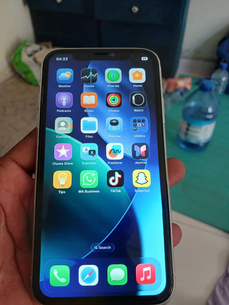 Apple iPhone 11 8