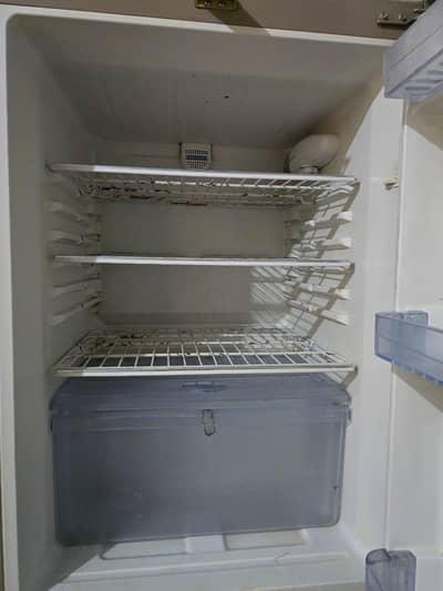 Haier fridge for sale full size 10 / 10 condition