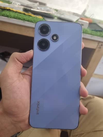 Infinix Hot 30 Play 4+64 for sell