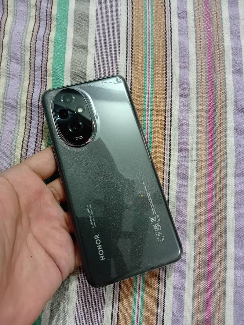 Honor 200 5