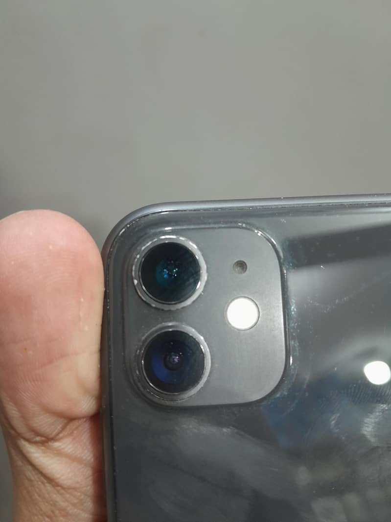 Apple iPhone 11 5