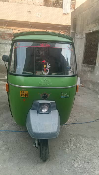 auto Rickshaws 2011 model ha original Reckshwas ha engine K koi Kam ni